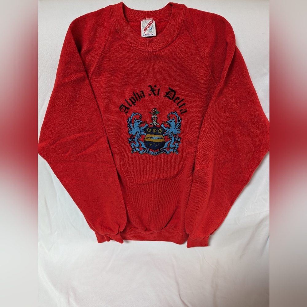 Alpha Xi Delta Vintage Large Red Sweatshirt with Crest